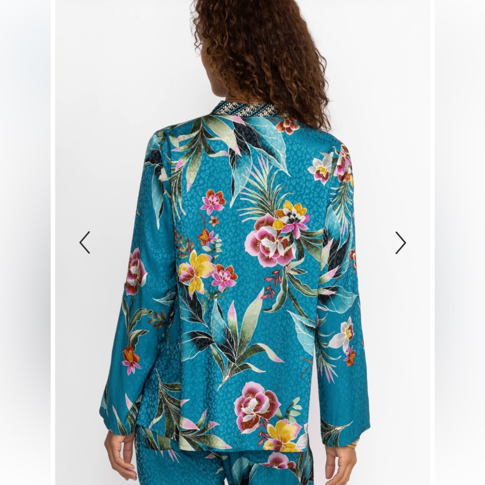Johnny Was LAGOON BELINDA BUTTON UP - Picture 3 of 6